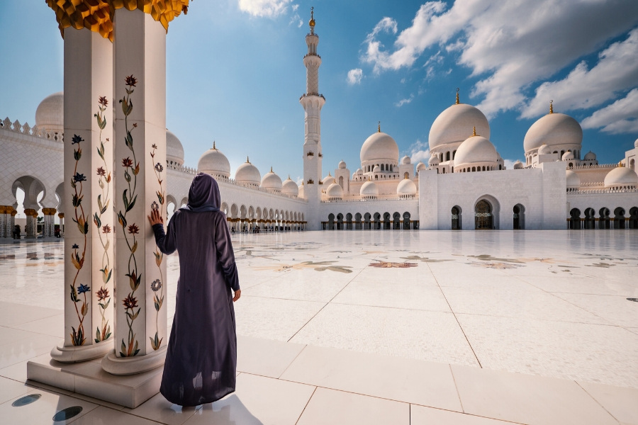 Abu Dhabi Grand Mosque dress code